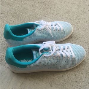 Men’s adidas blue sneakers